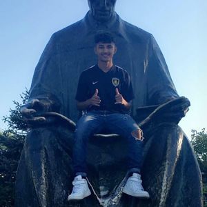 Meet your Posher, Kiran